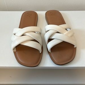Women’s size 10 white sandals